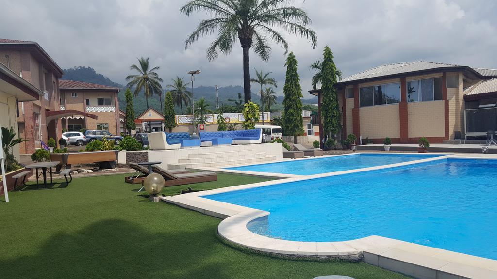 Fini Hotel Bobende Лимбе Экстерьер фото