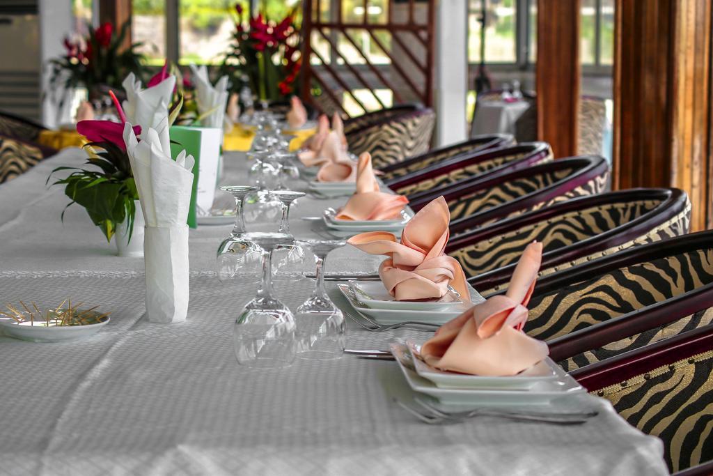 Fini Hotel Bobende Лимбе Экстерьер фото